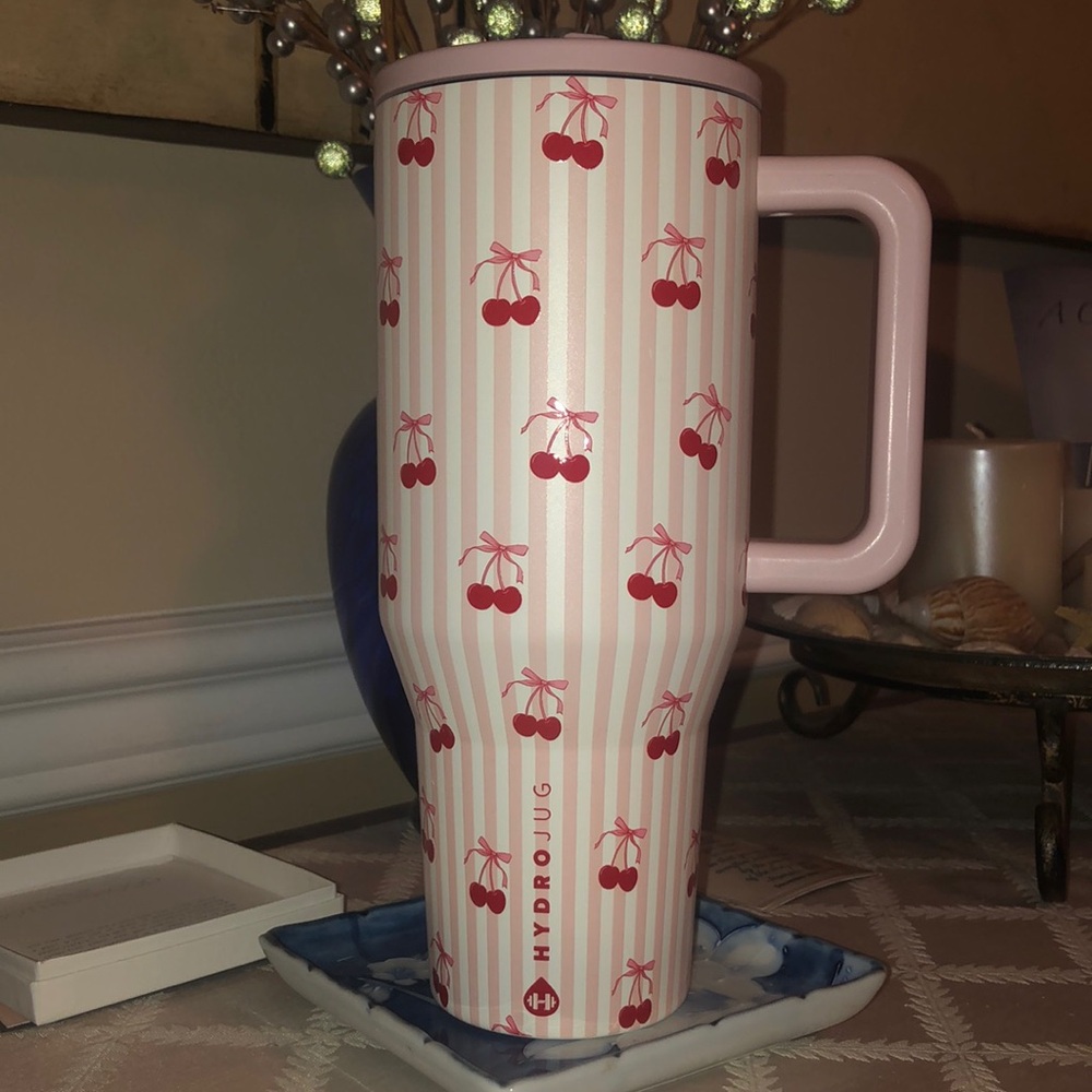 Cherry hydro jug